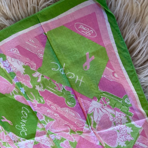 Lilly Pulitzer Ford Breast Cancer Awareness Scarf - Picture 4 of 7